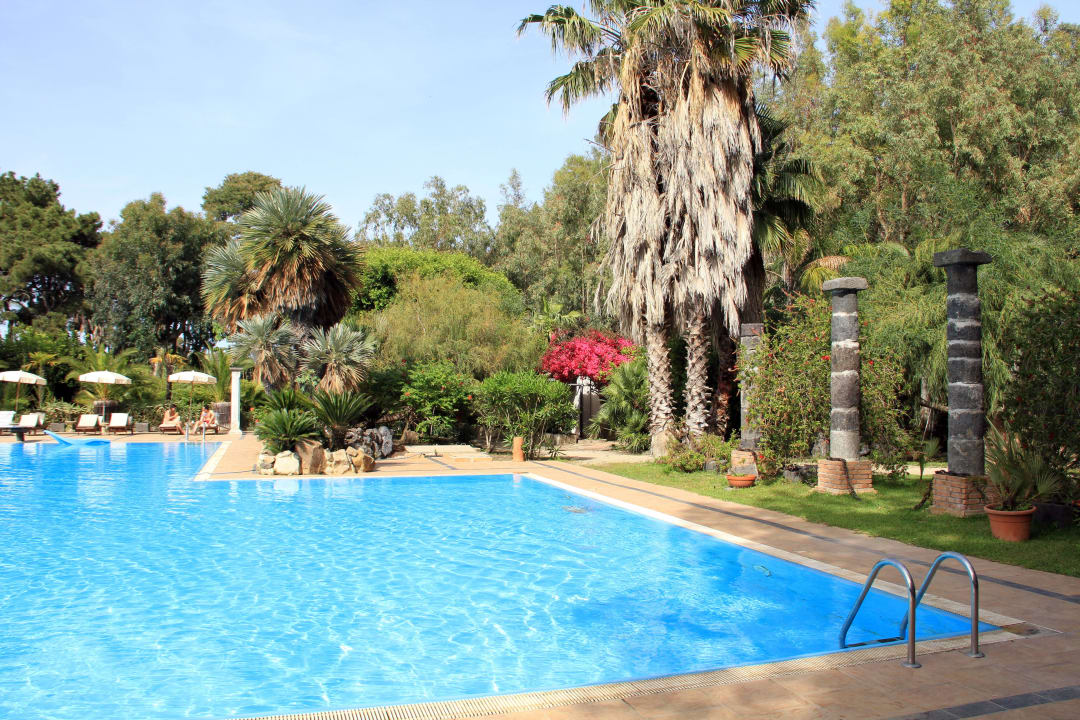 Groß wie ein Freibad Castello di San Marco Charming Hotel & Spa