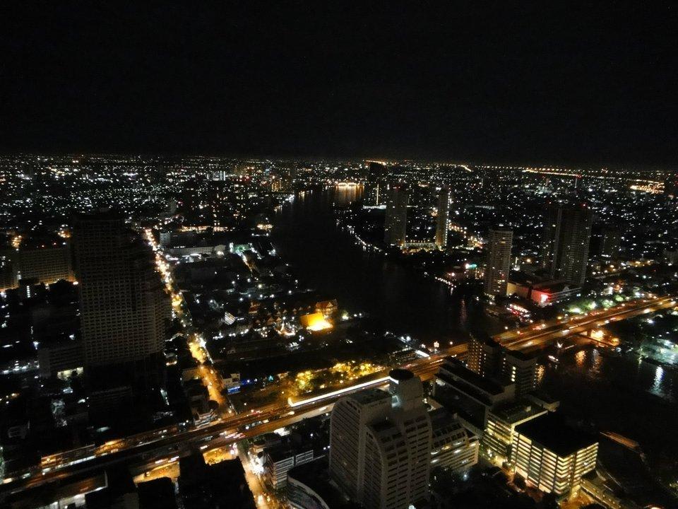 Blick aus der Hangover Suite Tower Club At Lebua