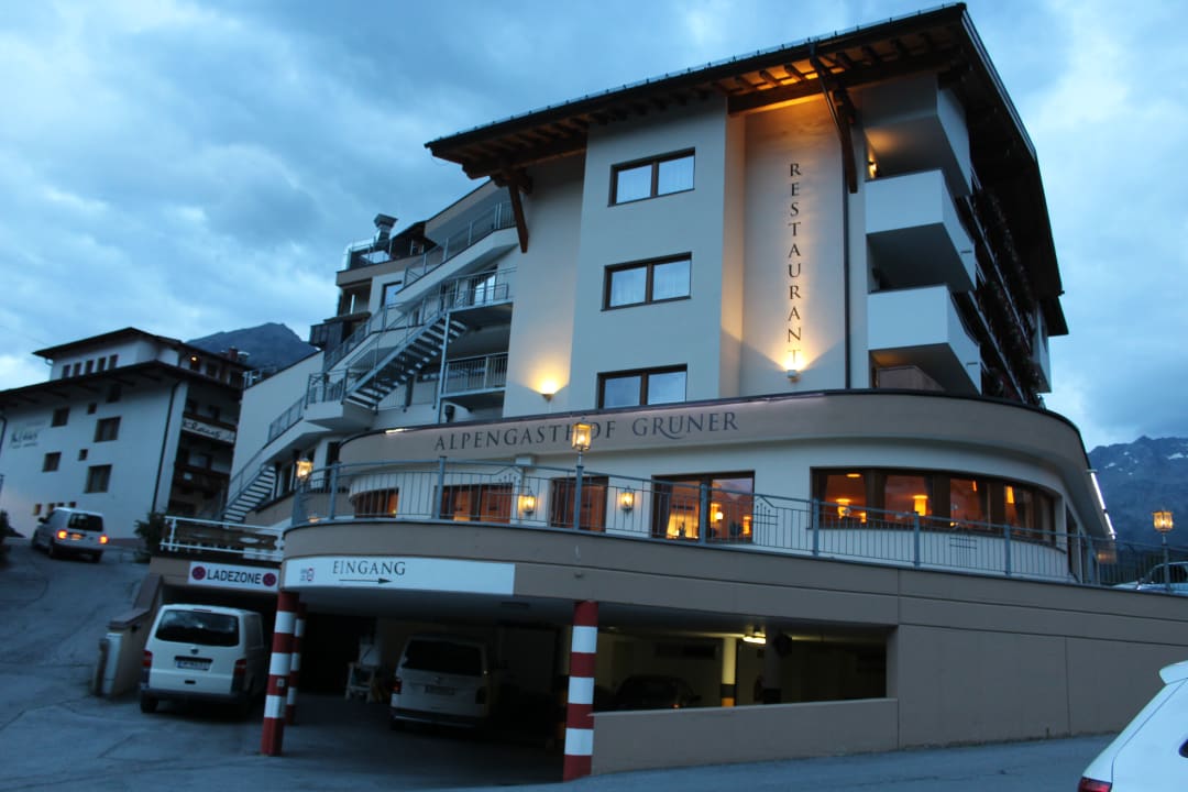 Außenansicht Alpengasthof Grüner