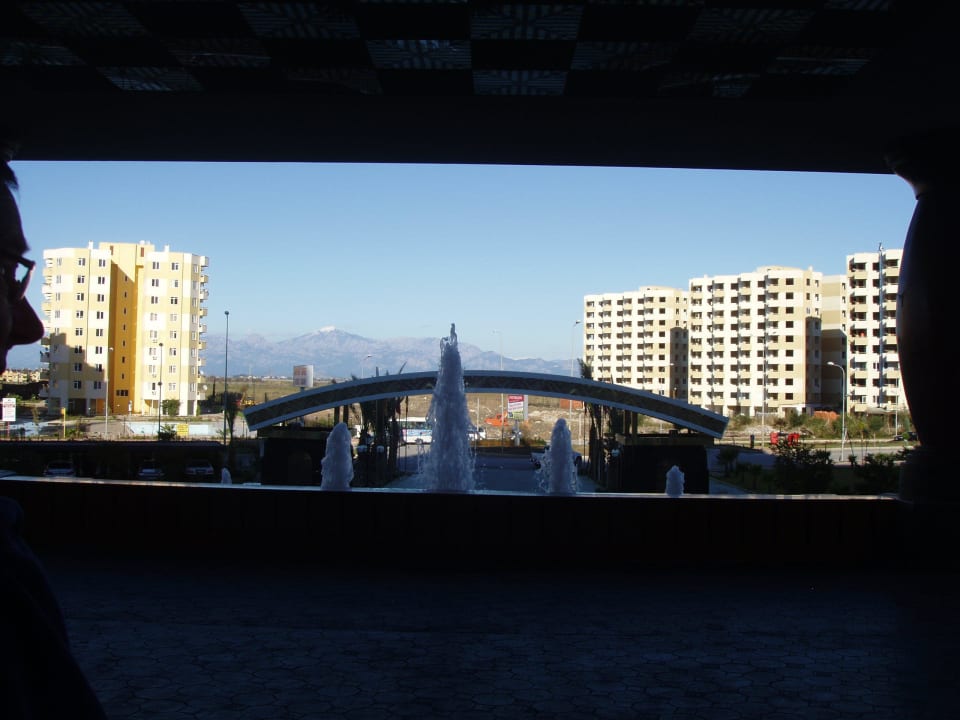 Blick vom Hoteleingang Hotel Delphin Imperial