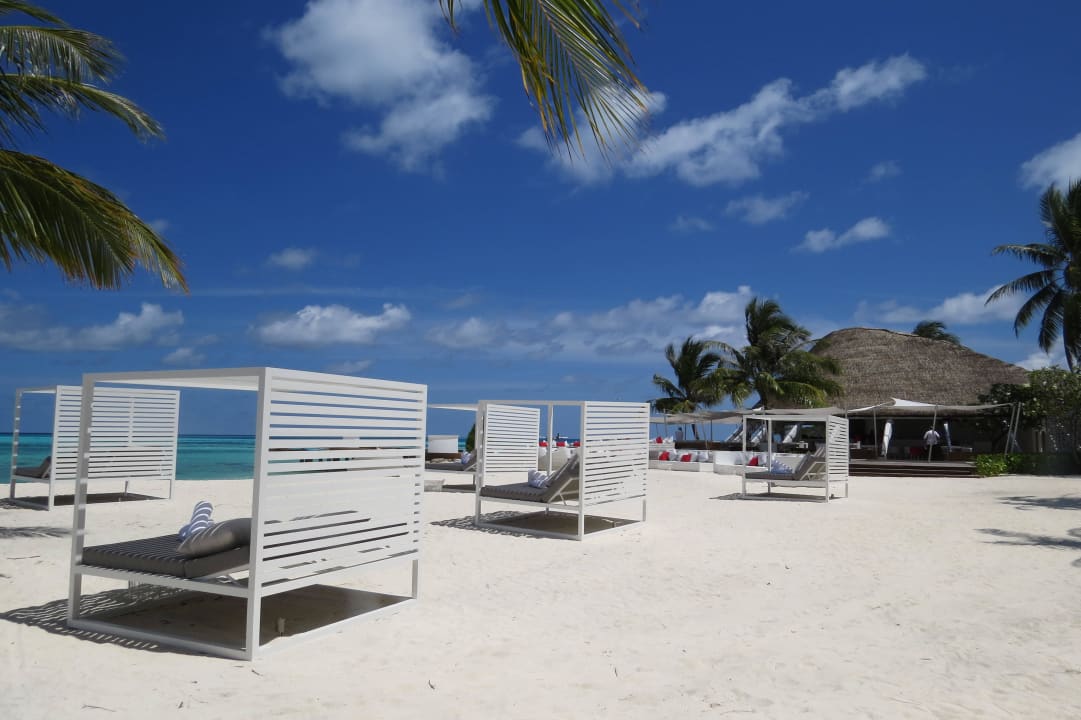 Bei Beach Rouche. Relax LUX South Ari Atoll