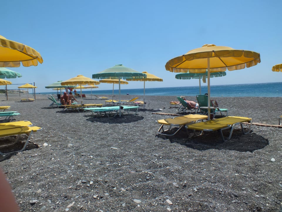 Strand mit feinem Kies Tylissos Beach Hotel