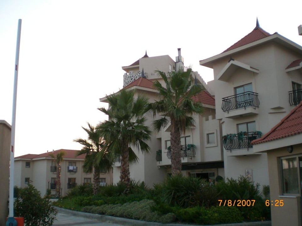 Frontansicht des Hotels Side Mare Resort & Spa