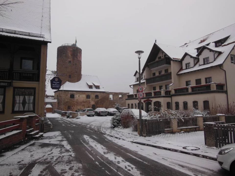 Außenansicht Burghotel Goldener Hirsch