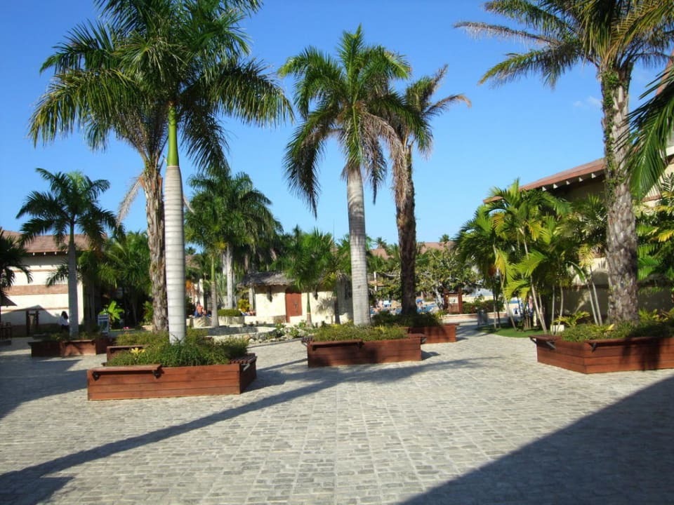 Blick von der Lobby in die Anlage Villas Bavaro Resort & Spa