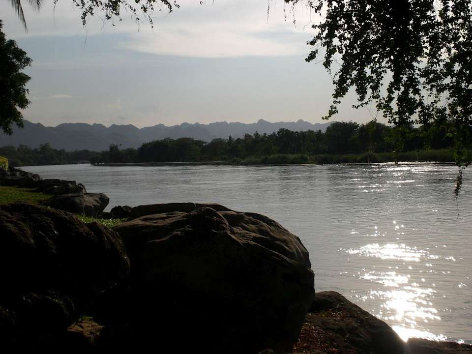 Direkt am Menam Kwae Hotel Felix River Kwai