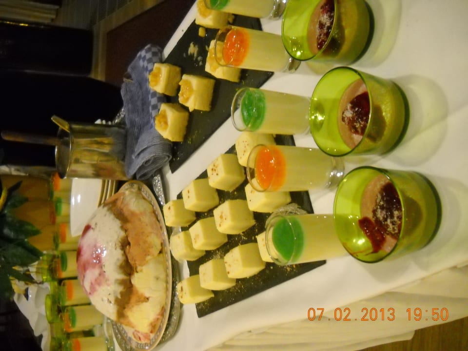 Nachtisch..soweit das Auge reicht... Hotel Birkenhöhe