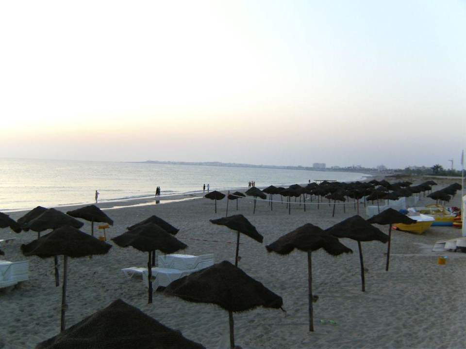 Strand am Morgen El Mehdi Beach Resort