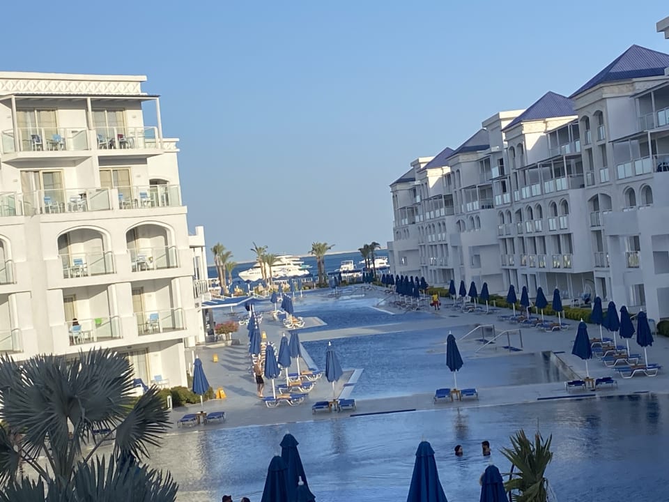 Außenansicht Pickalbatros Blu Spa Resort