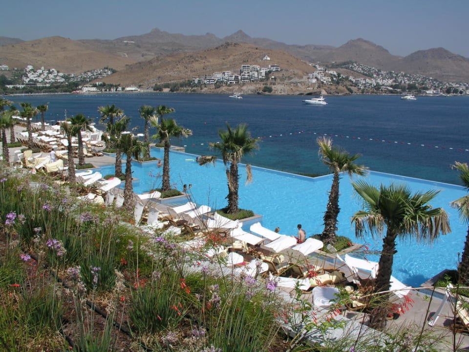 Blick auf die Bucht Xanadu Island Hotel