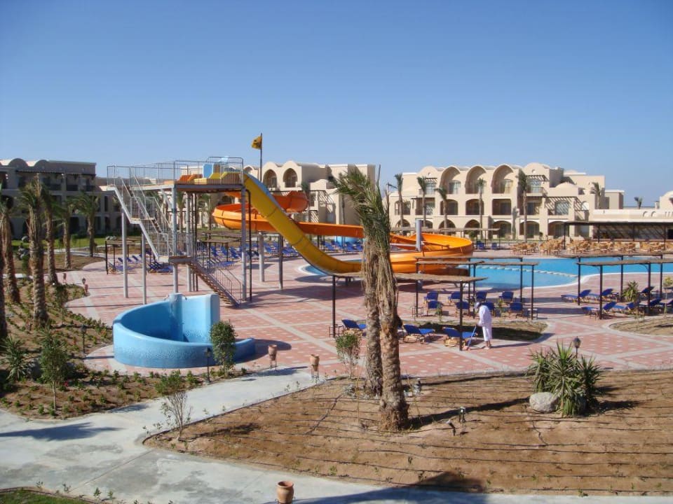 Pool mit Rutschen TUI MAGIC LIFE Kalawy