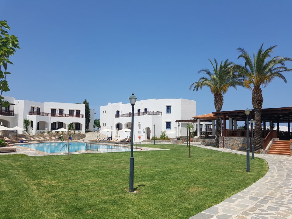 Pithos-Pool Creta Maris Resort