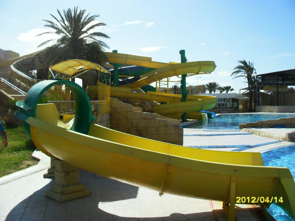 Zjeżdżalnie Houda Golf & Beach Club