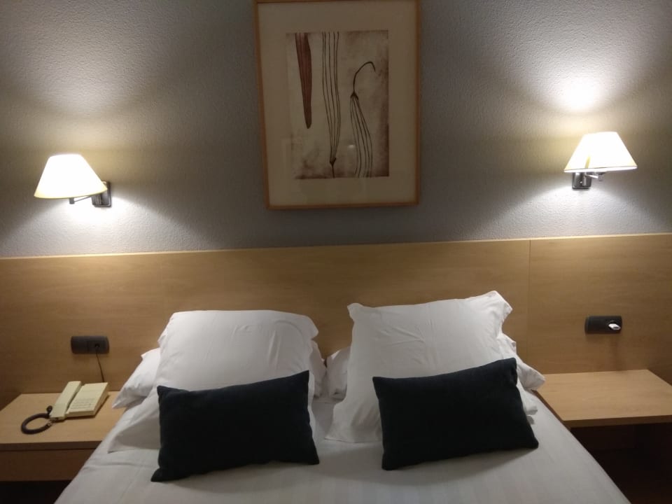 Zimmer Hotel Almirante