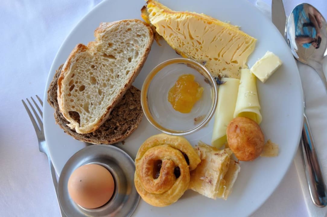 Unser leckeres Frühstück Grecotel Meli Palace