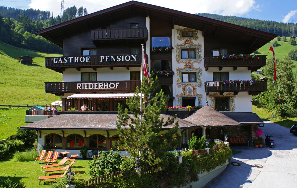Außenansicht Gasthof Pension Riederhof