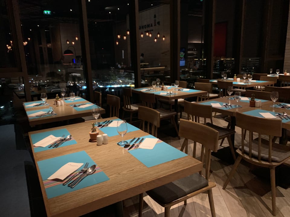 Gastro Holiday Inn Resort Vana Nava Hua Hin