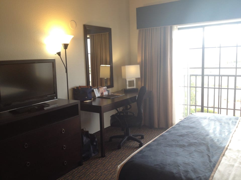 Days Inn Page  Days Inn & Suites by Wyndham Page Lake Powell