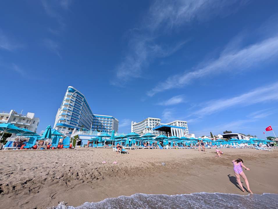Strand Granada Luxury Beach
