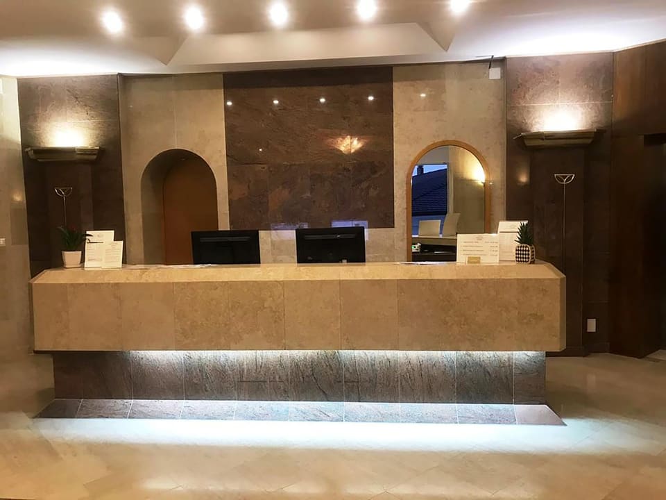Lobby Hotel Chateau Linza