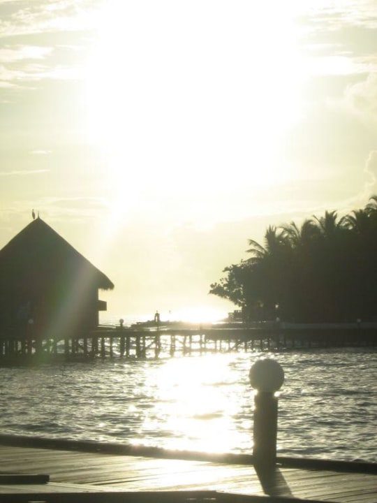 Sonnenuntergang aus Thulagiri Thulhagiri Island Resort