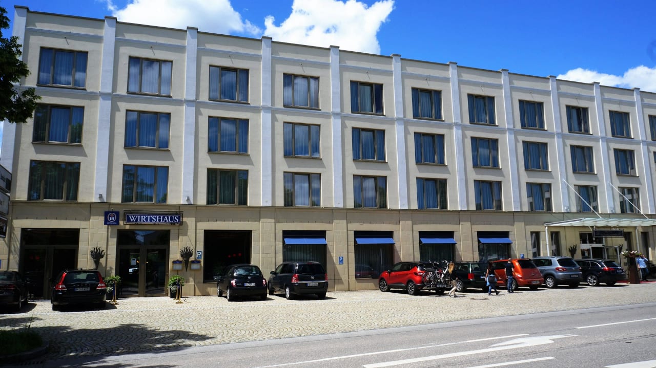 Hotel- und Gasthauseingang Hotel Glöcklhofer