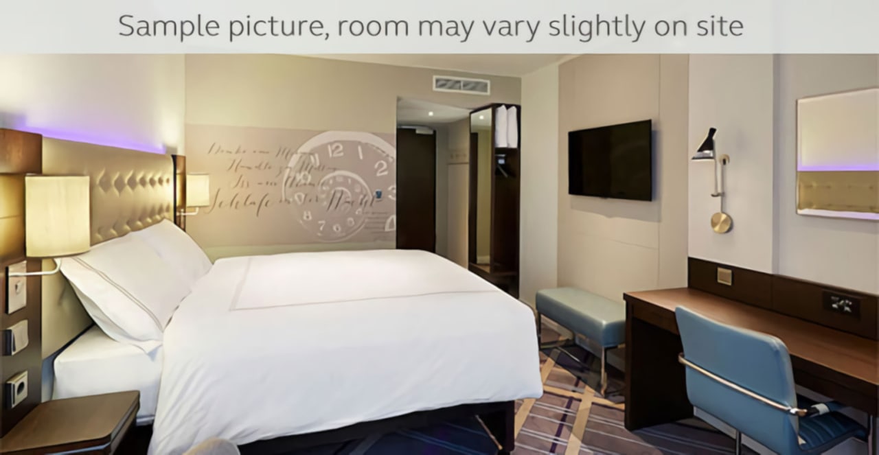 Zimmer Premier Inn Frankfurt Westend Hotel