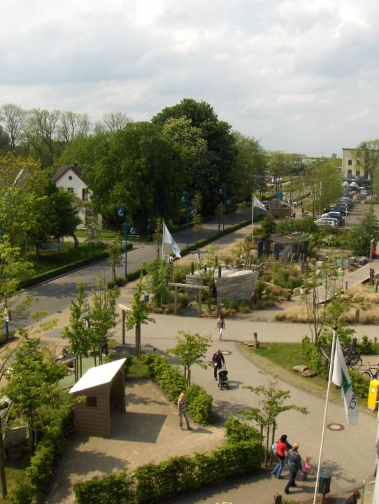 Strasse zum Strand Center Parcs Park Nordseeküste