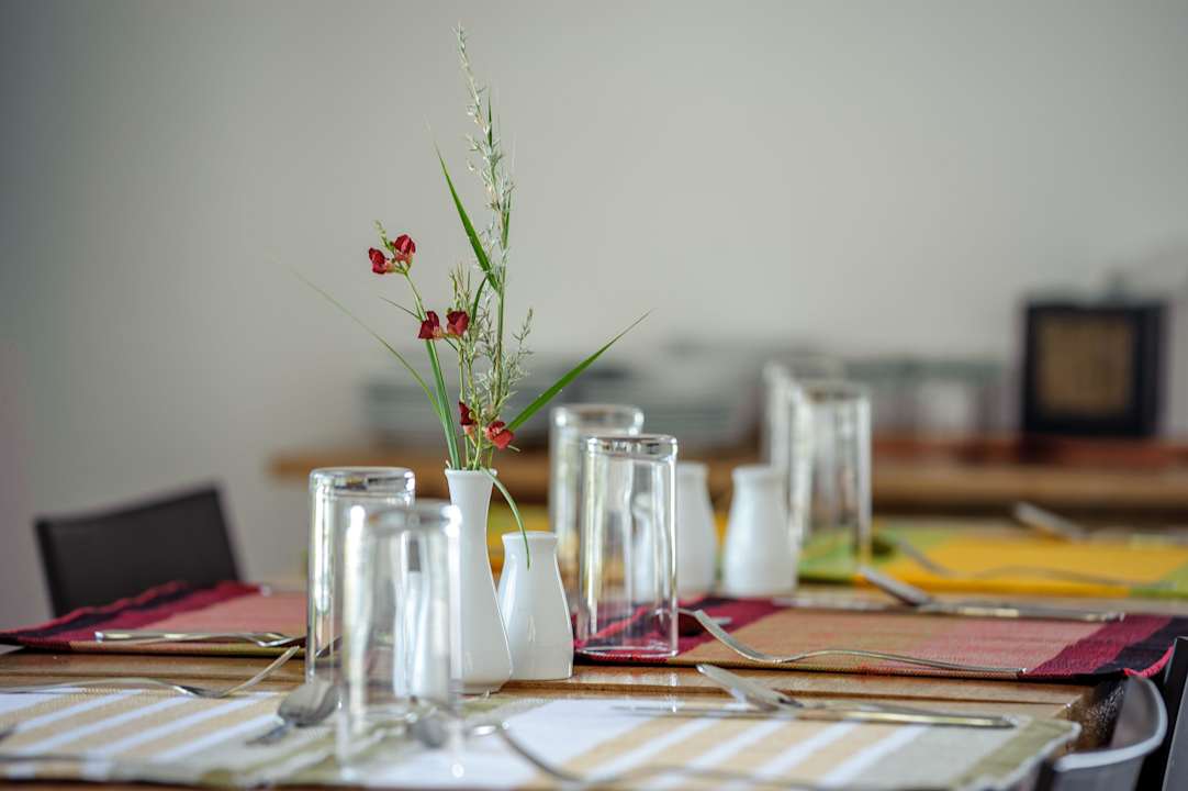 Restaurant Set Up IslandWay Etos