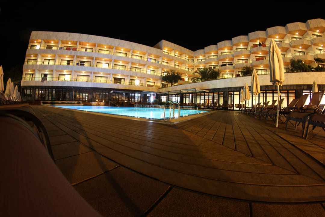 Bei Nacht Hotel Serrano Palace