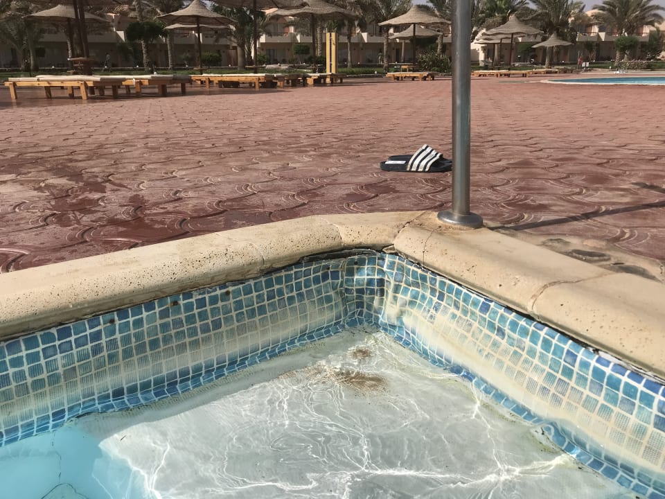 Pooleingang Three Corners Sea Beach Resort