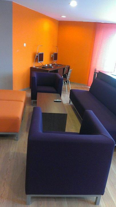 Aufenthalsraum auf jeder Etage Arthotel ANA Hafen City