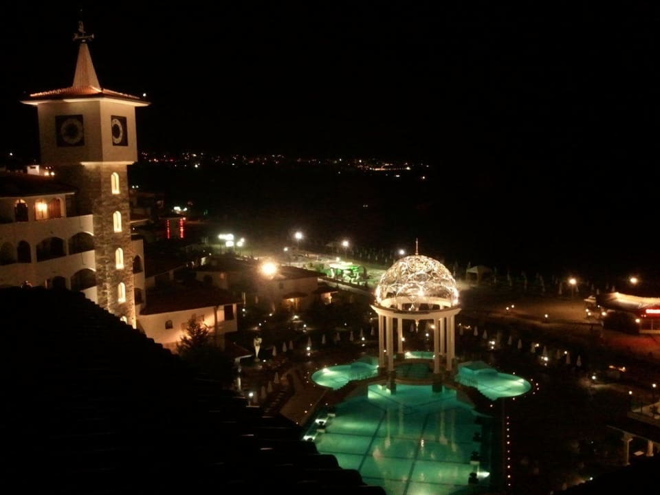 Die Bucht by Night Helena Sands
