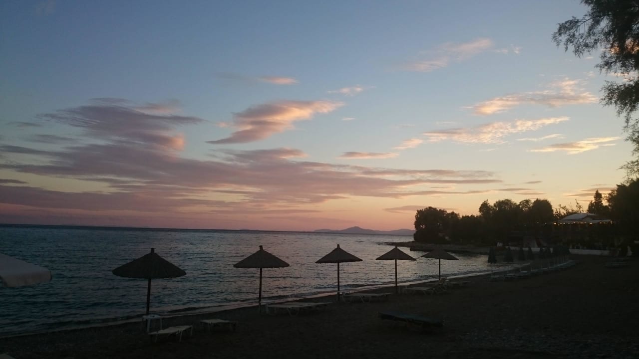 Strand bei Sonnenuntergang 2 Hotel Theo