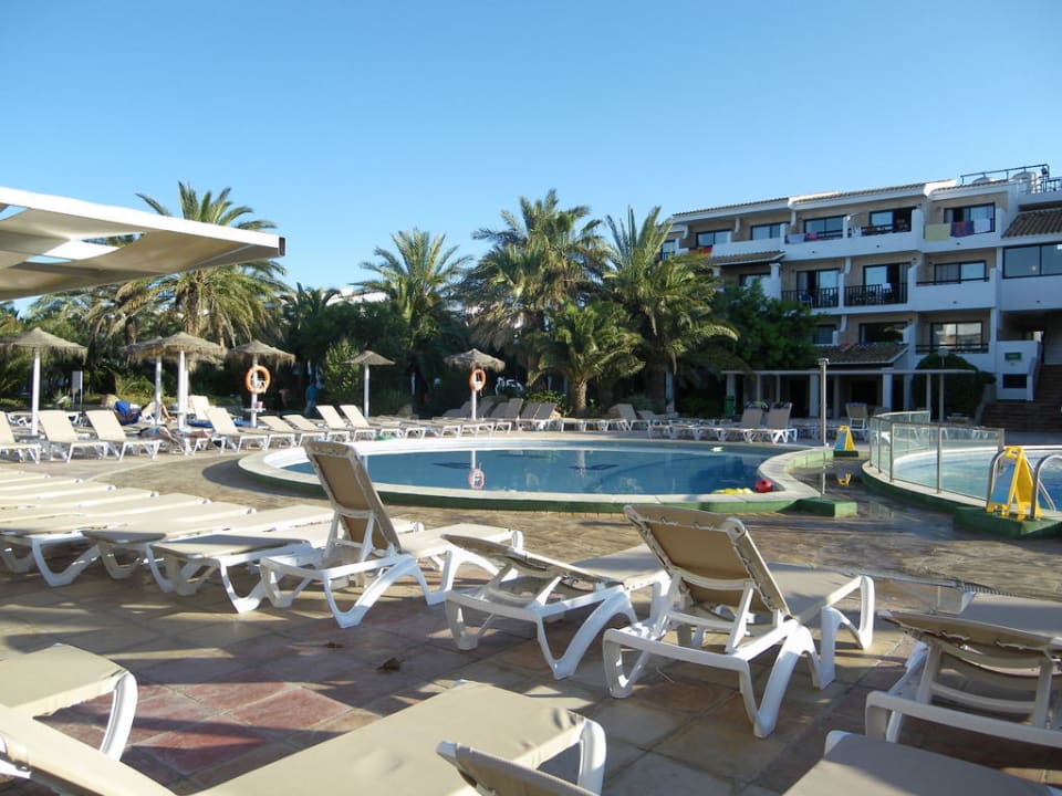 Poolanlage FERGUS Style Bahamas