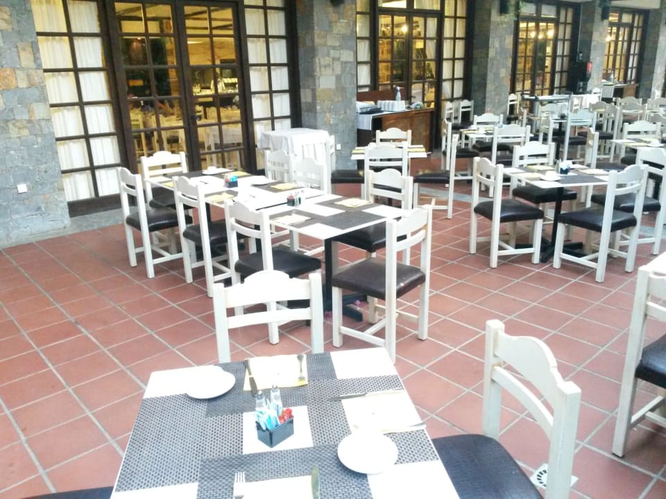 Restaurant-Tische Apollonia Beach Resort & Spa