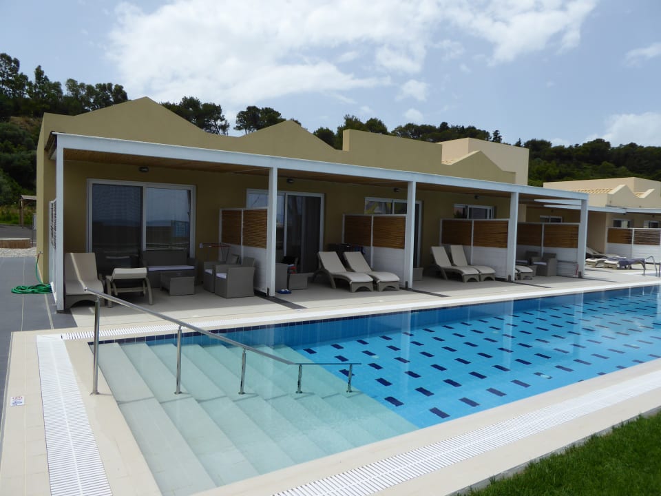 Außenansicht Hotel Kalithea Horizon Royal