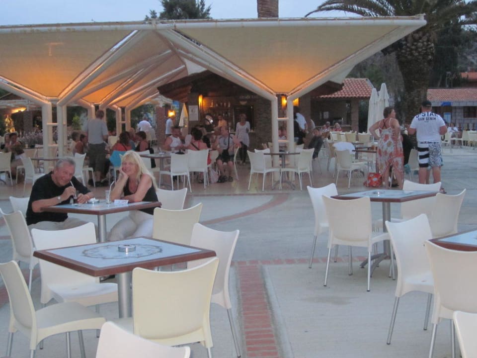 Terrasse vom Restaurant Ephesia Holiday Beach Club