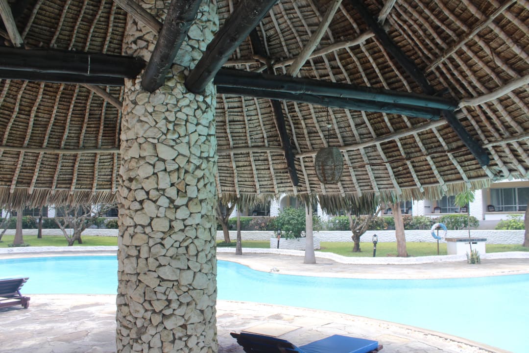 Pool Hotel Southern Palms Beach Resort