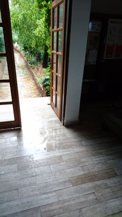 Lobby La Finca Marina