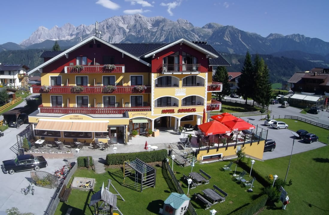 Außenansicht Hotel - Pension Sonneck