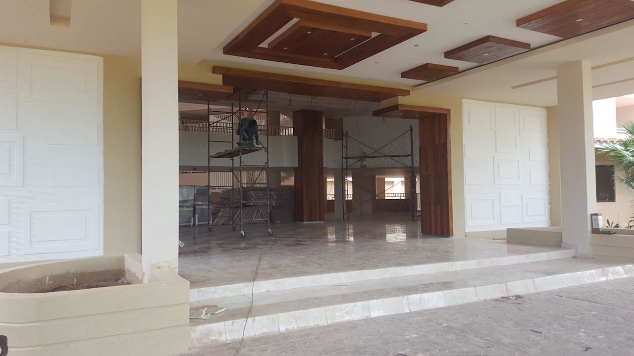 Haupthaus: 1.5 Jahre schon Baustelle  Sirenis Tropical Varadero