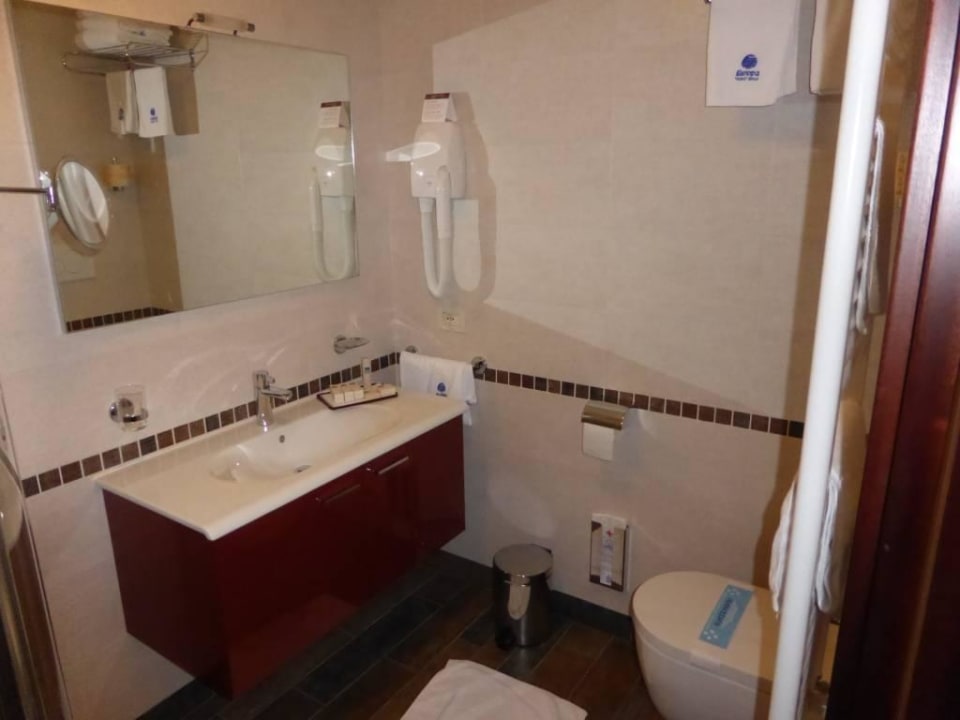 Neues Bad Zimmer 607 Aparthotel Holiday