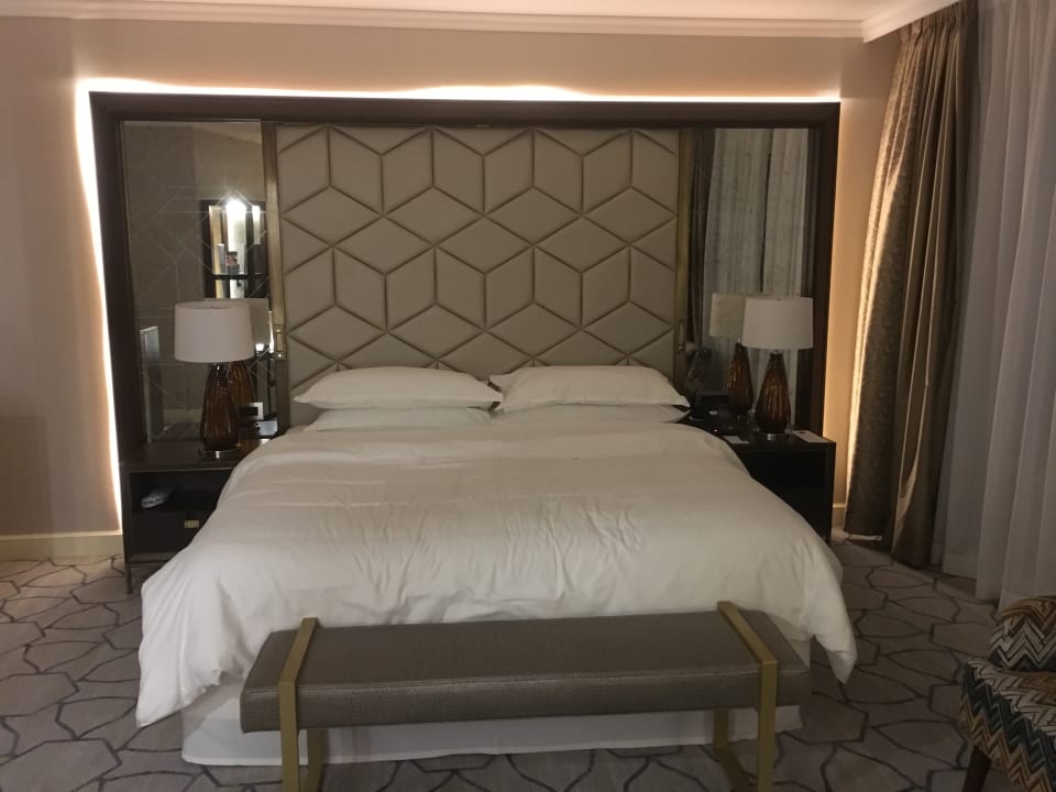 Zimmer Sheraton Warsaw Hotel