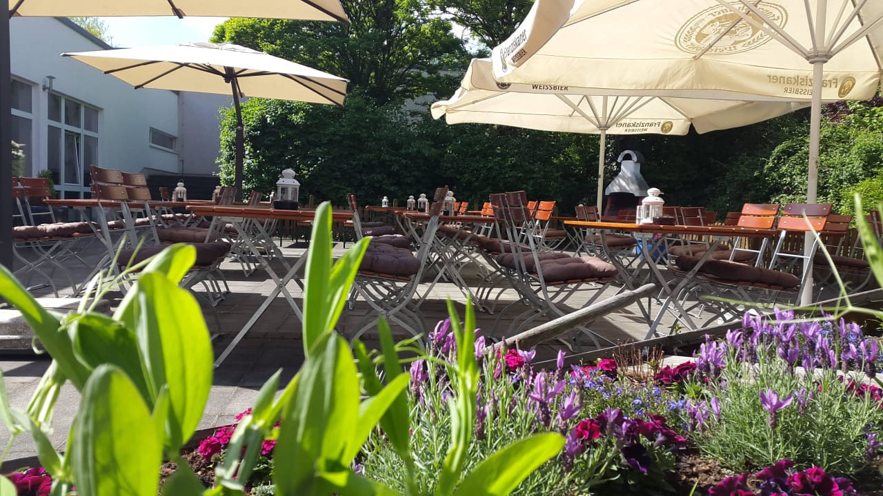 Terrasse Hotel Oberhausen Neue Mitte affiliated by Meliá