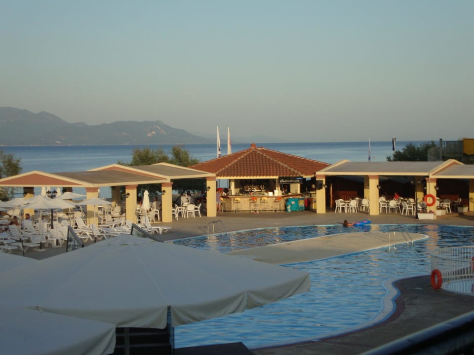 Der Pool Capo Di Corfu  (Im Umbau/Renovierung)