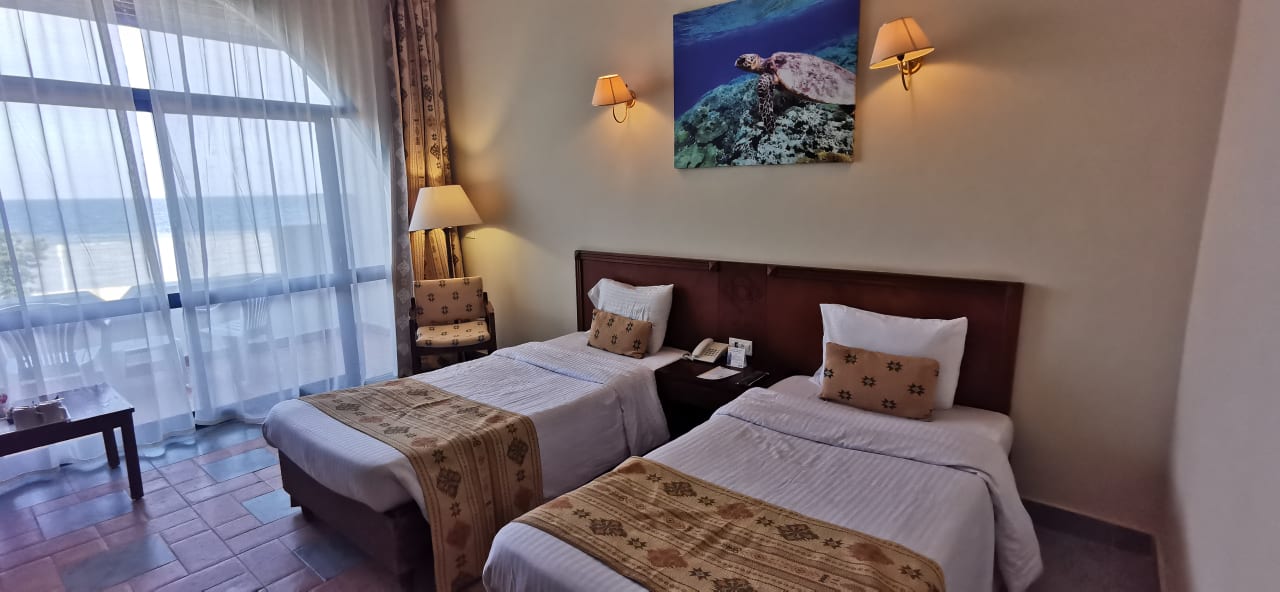 Zimmer Three Corners Equinox Beach Resort