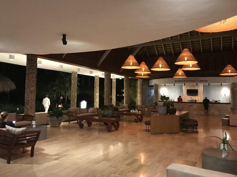 Lobby Hotel Viva Dominicus Beach by Wyndham - All Inclusive Resort