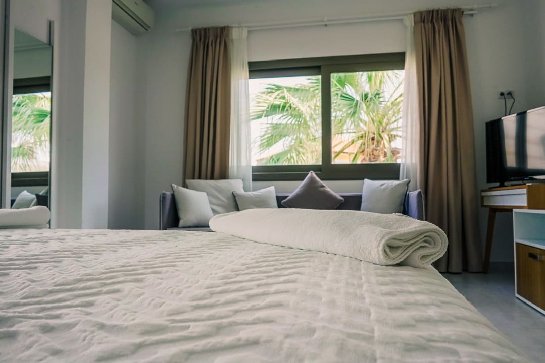 Zimmer Stavros Beach Hotel