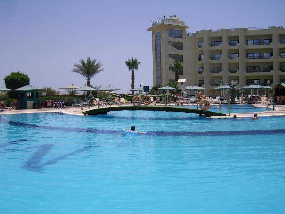 Basen Moreno Horizon Spa & Resort